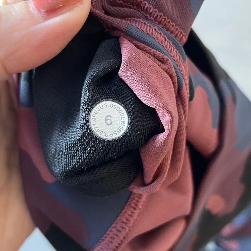 Lululemon I 6